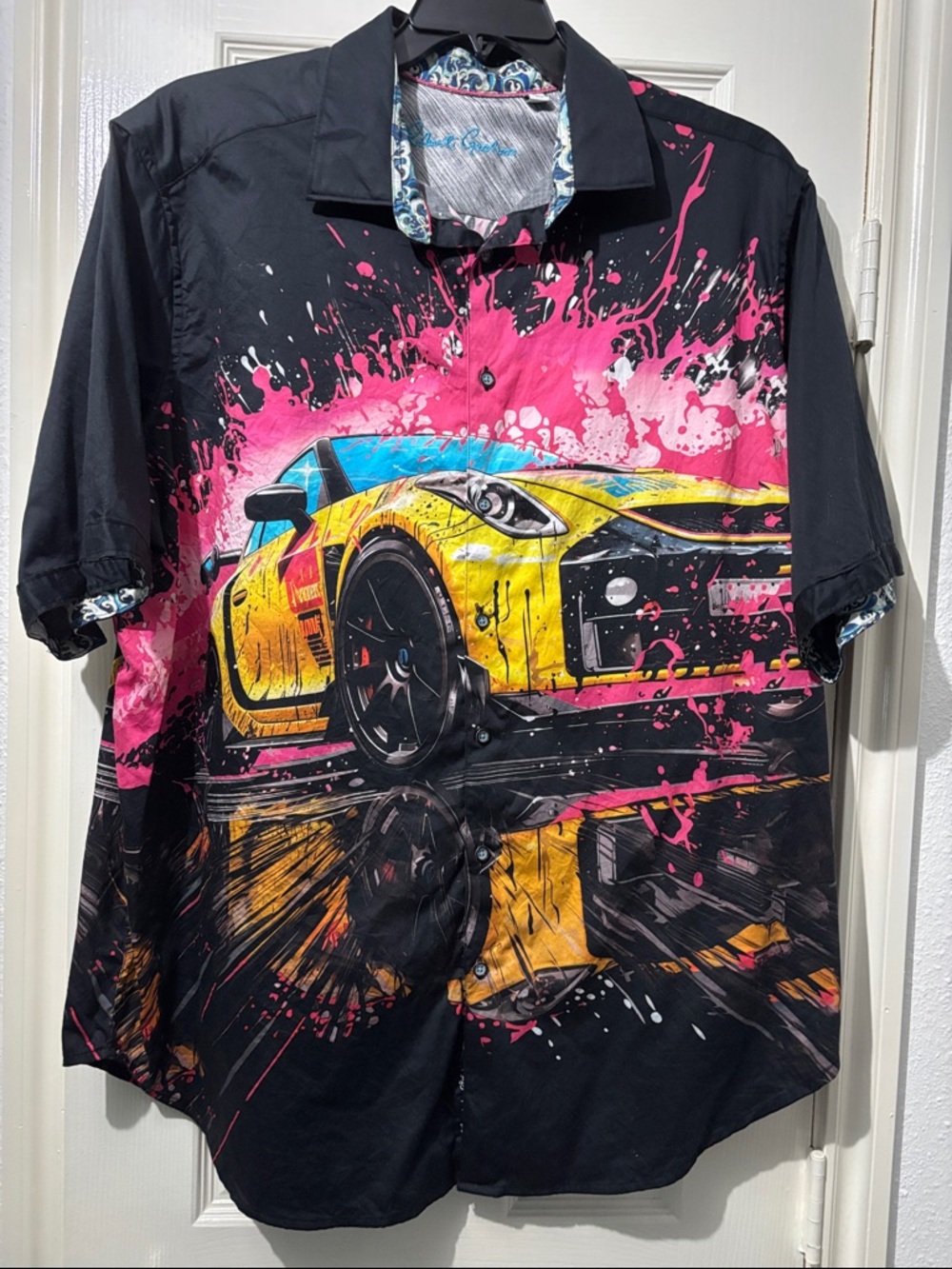 Robert Graham Black Short-Sleeve Shirt Yellow Car & Pink Paint-Splash Size XLT